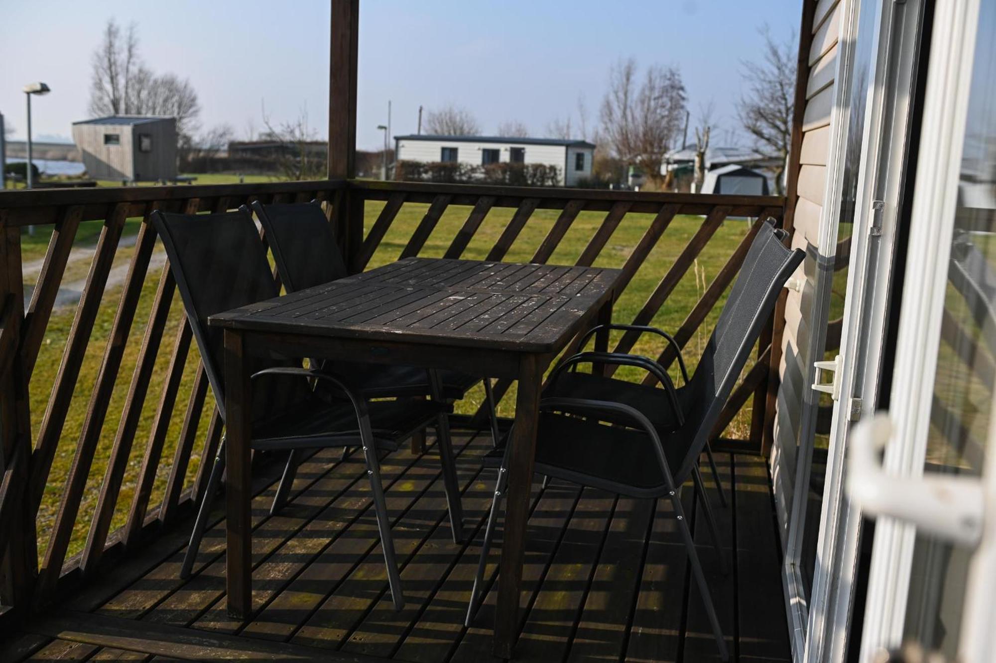 Ferienpark Suederstapel - Eiderlodge 3 エクステリア 写真