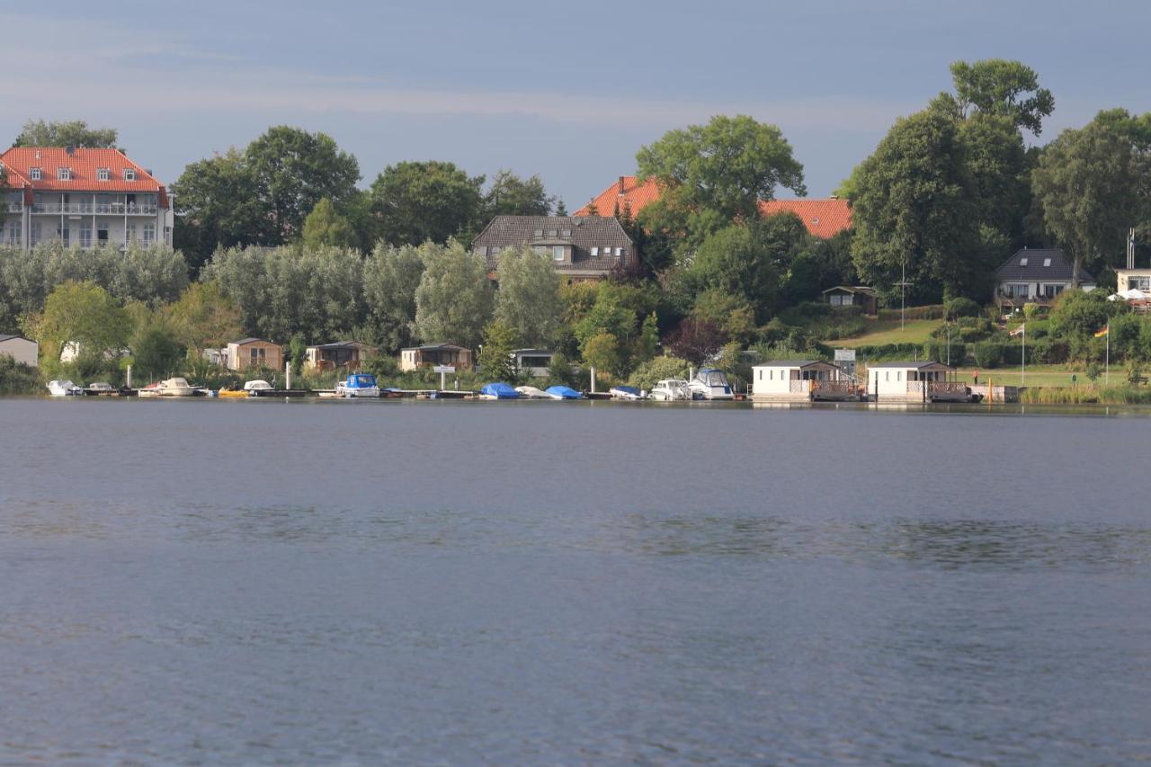 Ferienpark Suederstapel - Eiderlodge 3 エクステリア 写真